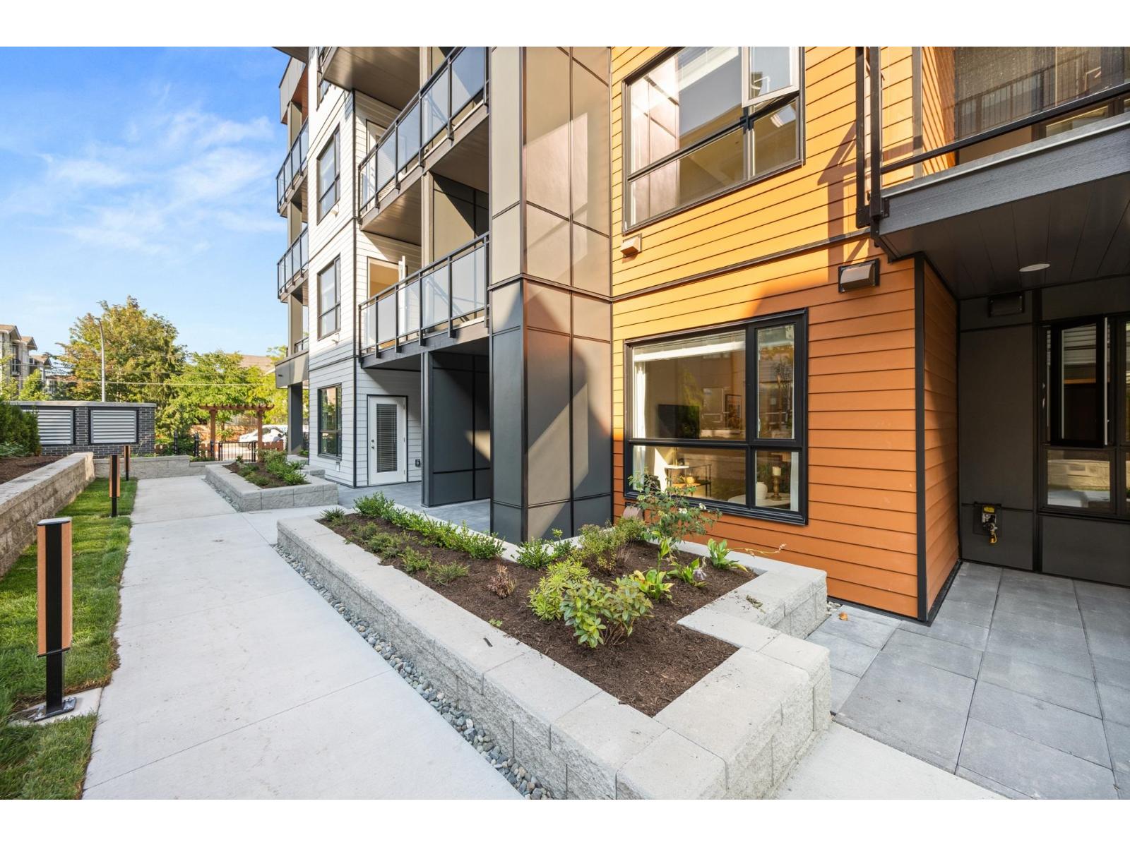 20932 83 Avenue Unit 112, Langley, BC V2Y 3Y9