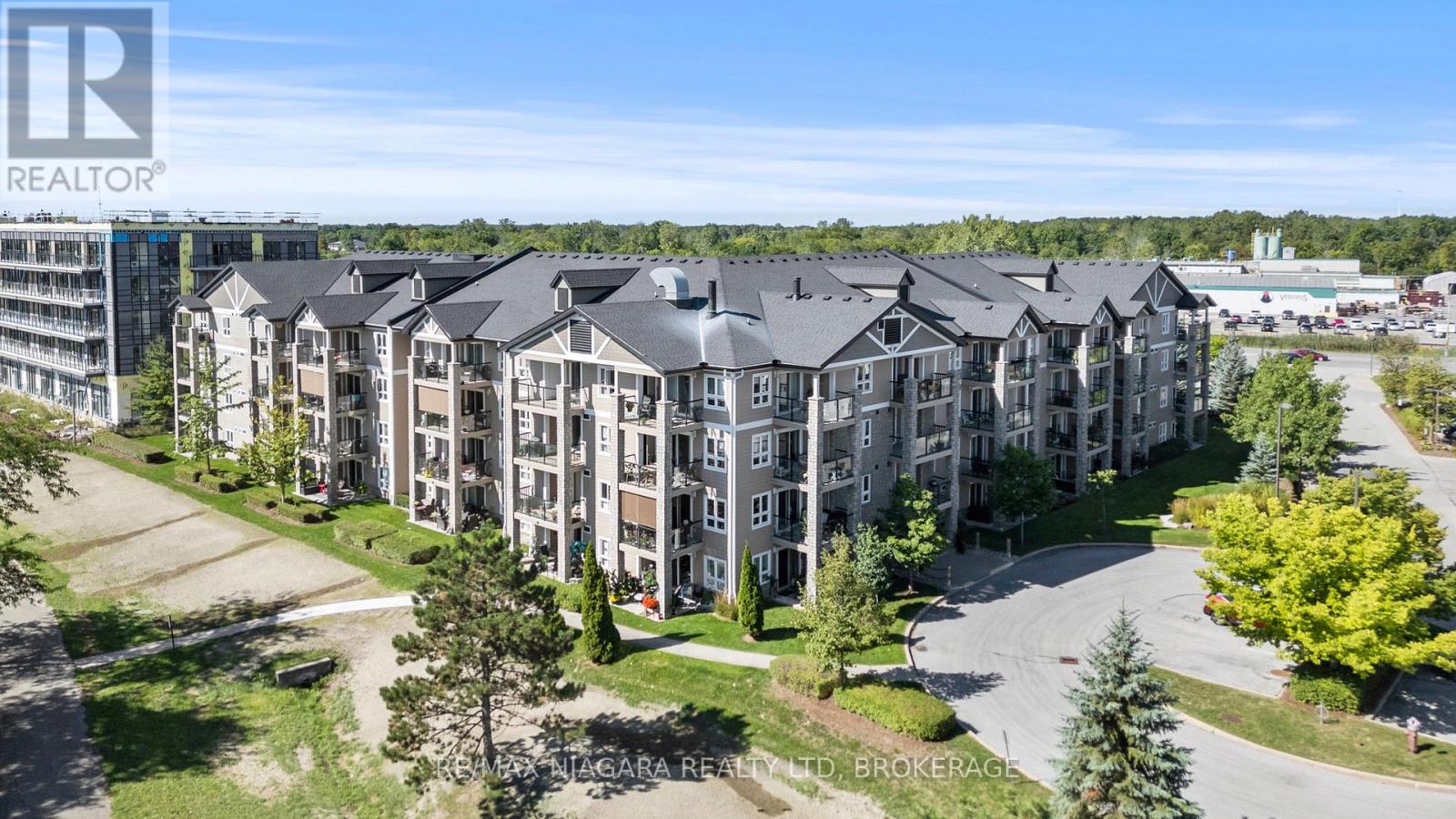 1304 330 Prince Charles Dr, Welland, ON L3C 7B3