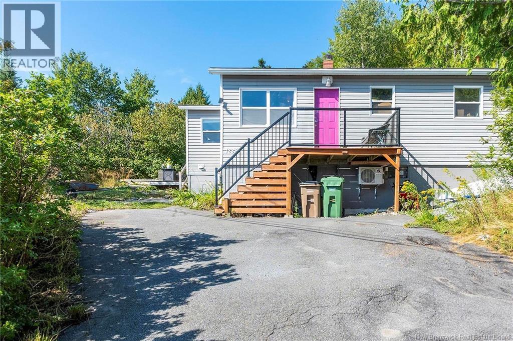 1885 Golden Grove Rd, Saint John, NB E2N 2A2
