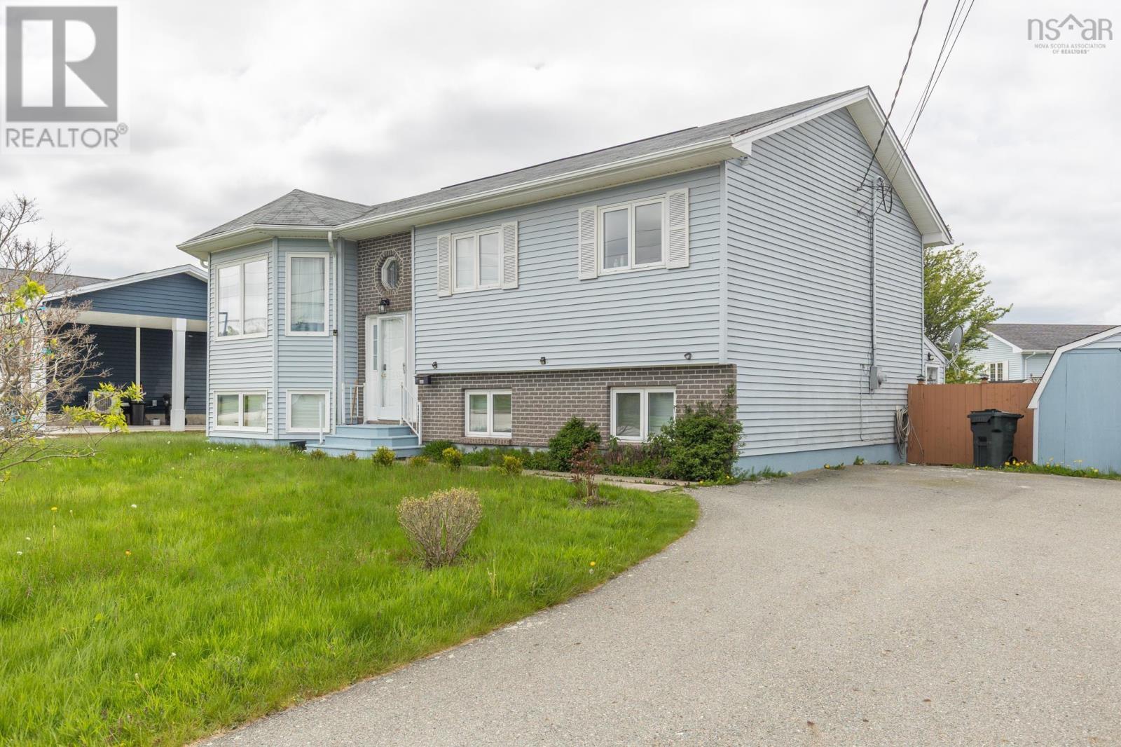 486 Brunswick St, Yarmouth, NS B5A 4S1