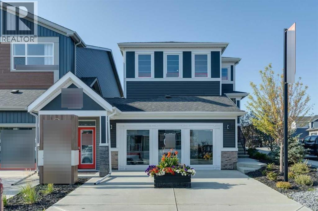 181 Mitchell Rd NW, Calgary, AB T3R 1Z2