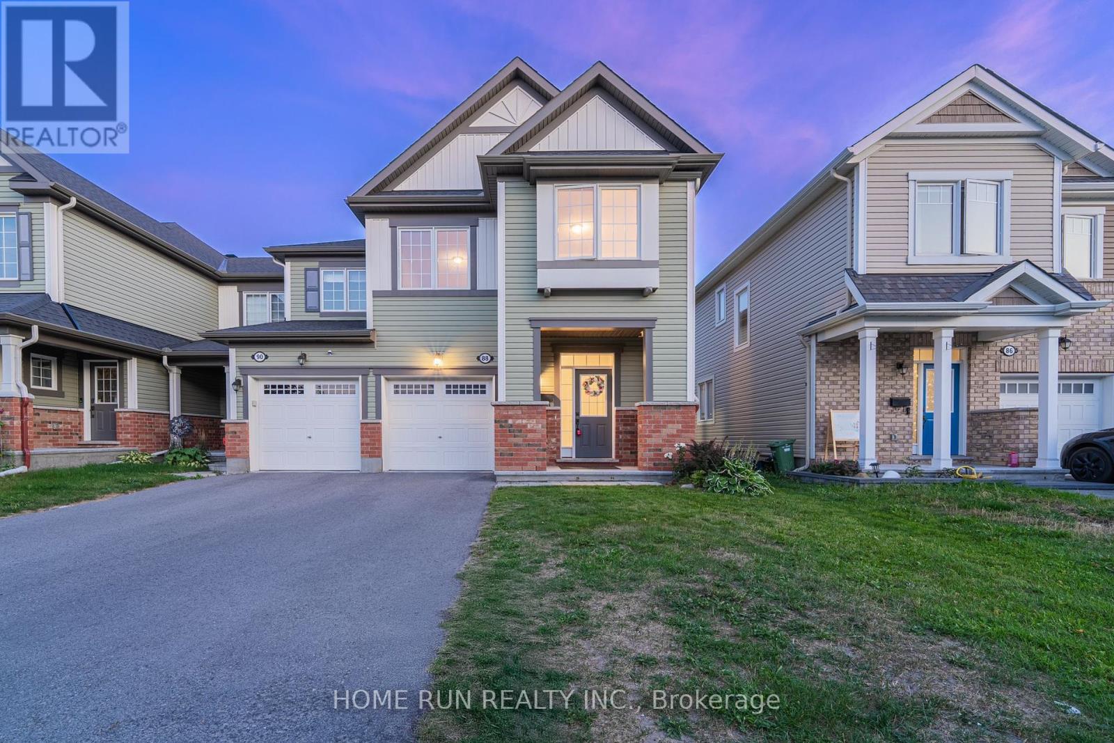 88 Buffalograss Cres, Ottawa, ON K2J 6H5