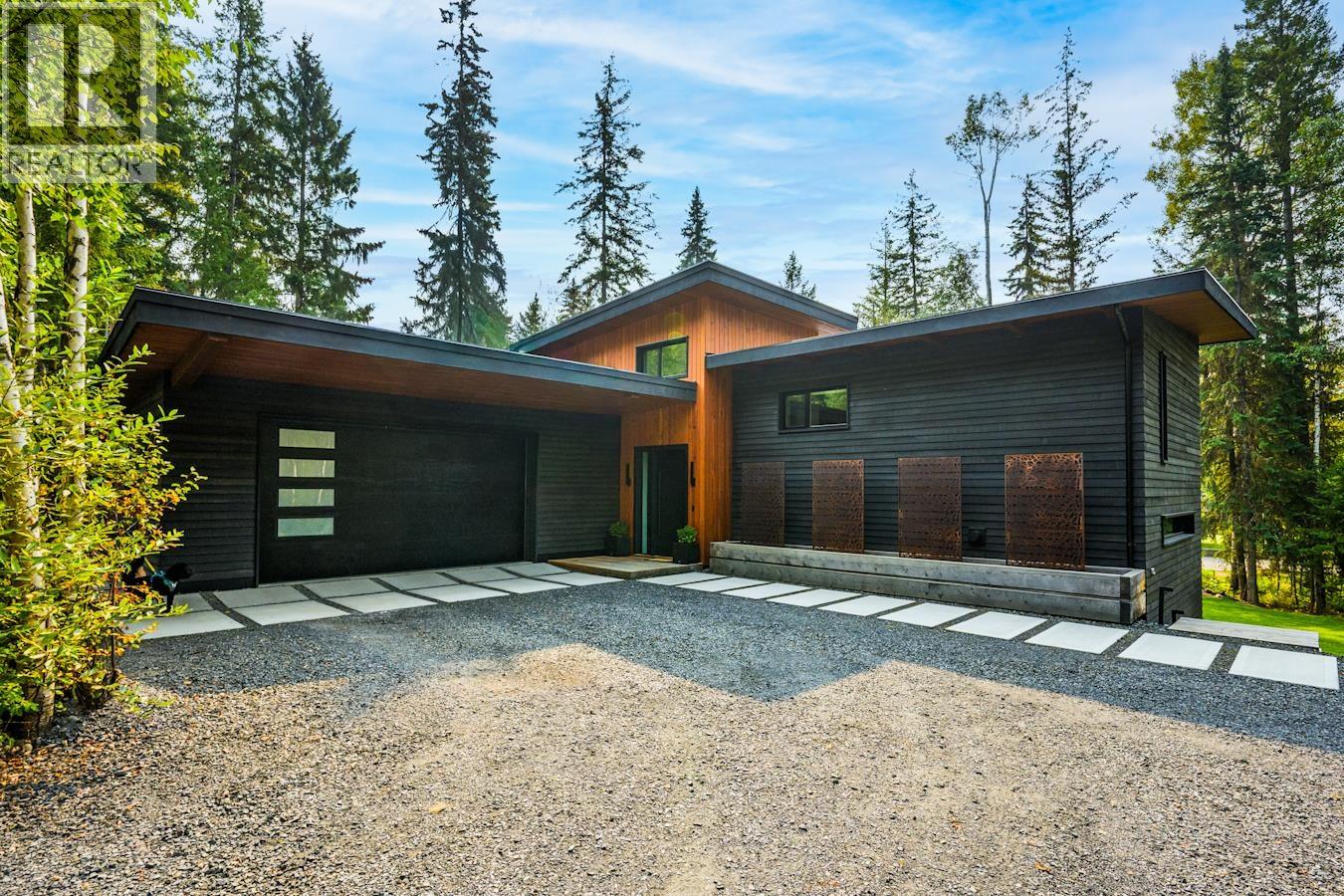 3701 Mclarty Cres, Prince George, BC V2K 4Z3