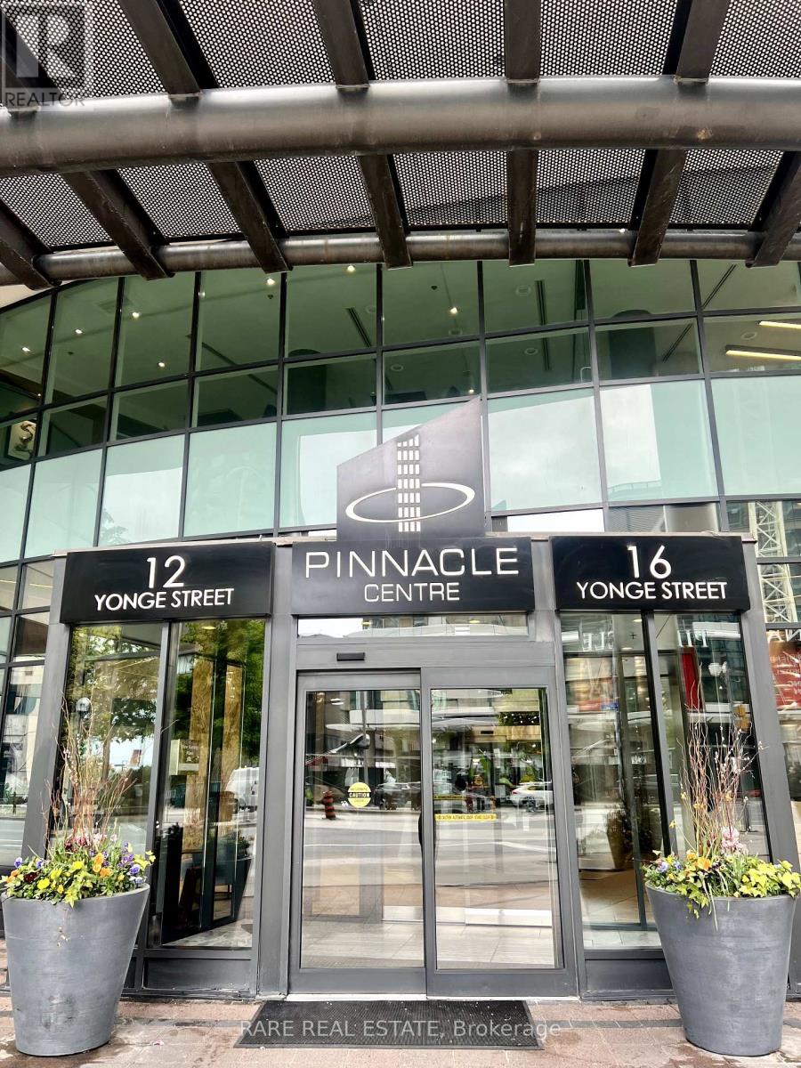501 12 Yonge St N, Toronto, ON M5E 1Z9
