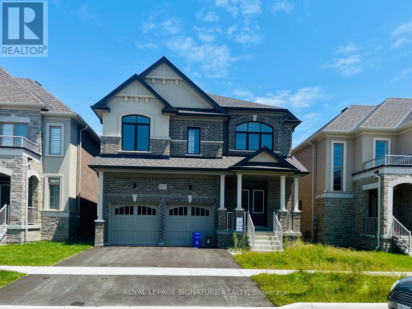 1217 Shankel Rd, Oshawa, ON L1K 3G2