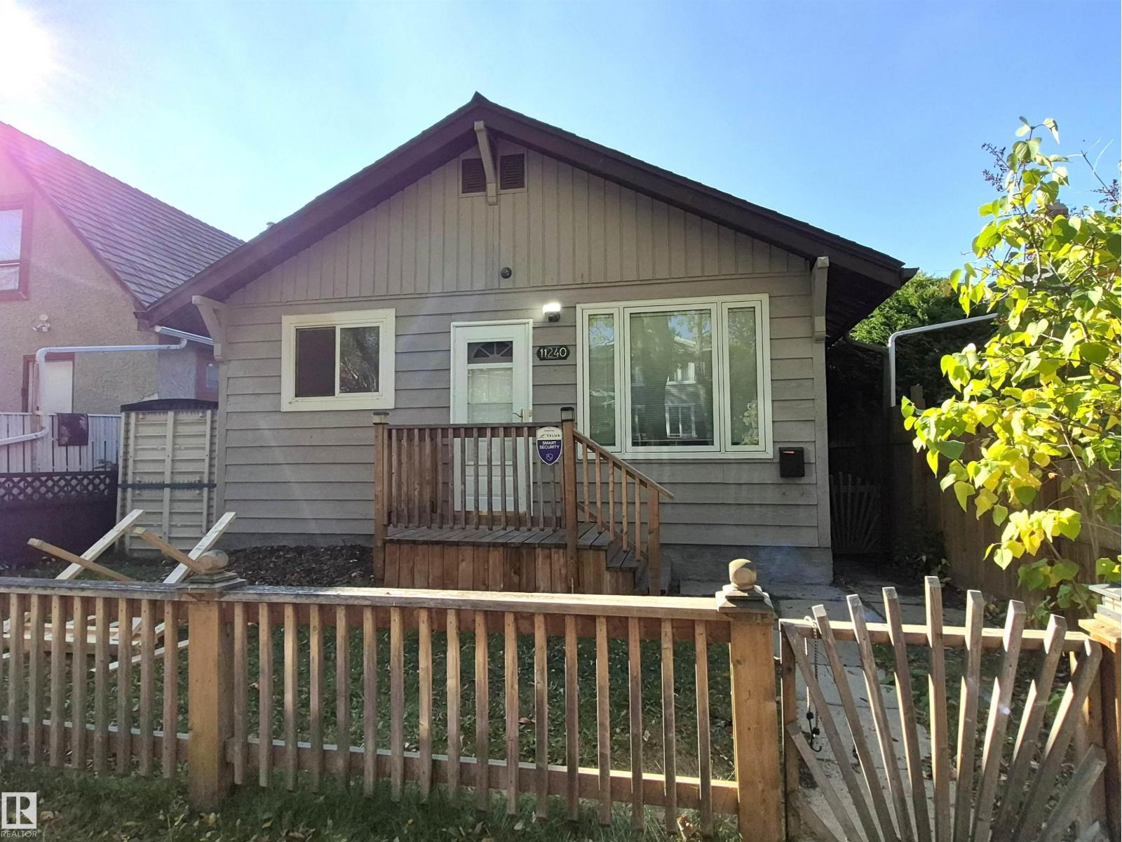94 St Nw Unit 11240, Edmonton, AB T5G 1G9