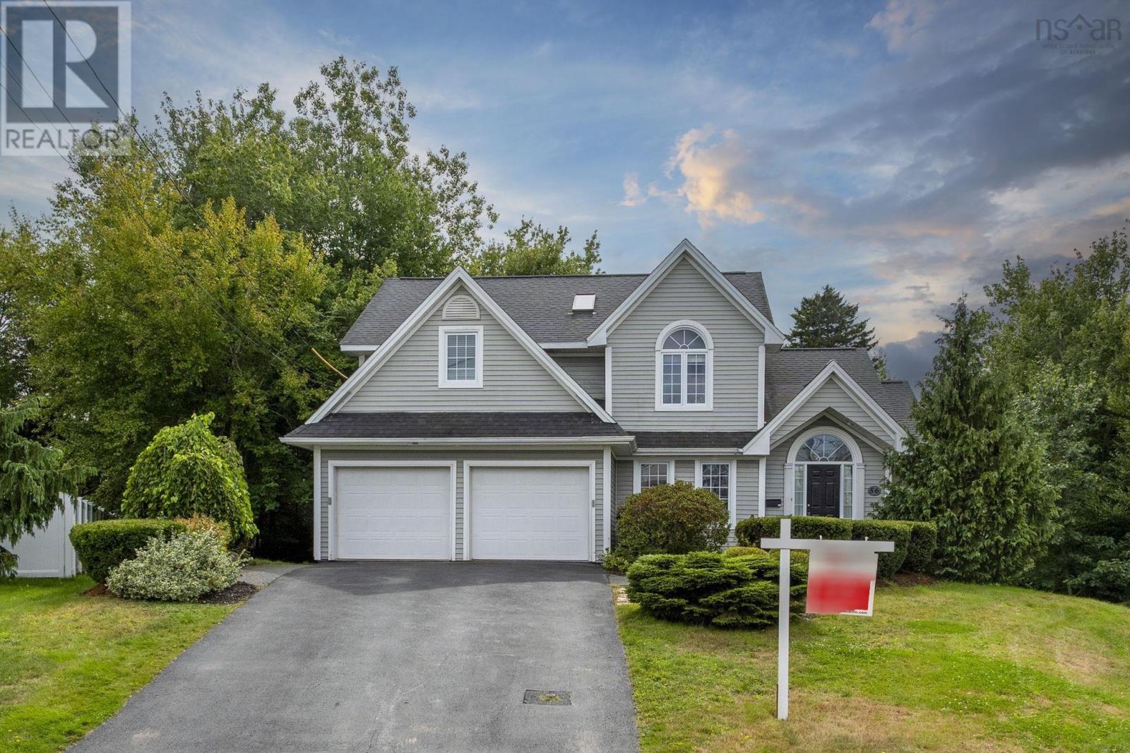 56 Banks Ct, Dartmouth, NS B2X 2Y6