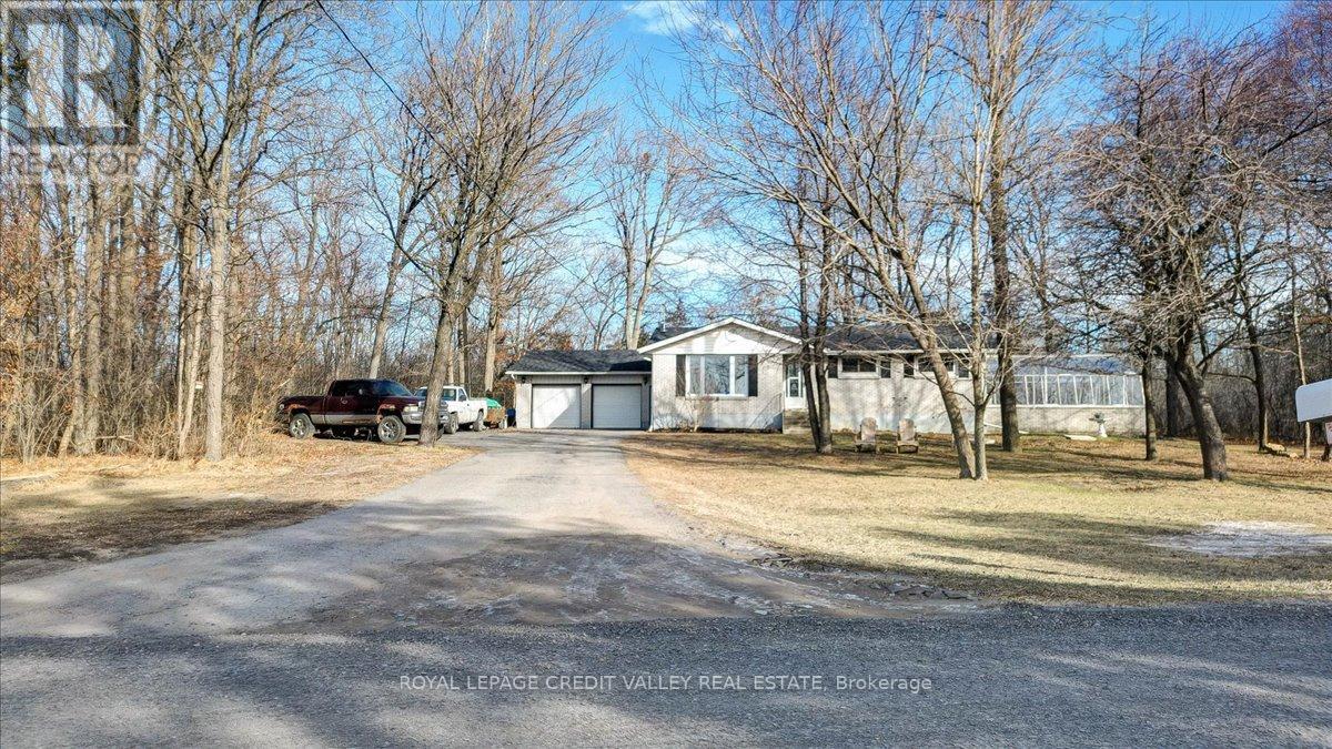 170 Crofton Rd N, Prince Edward County Sophiasburg Ward, ON K0K 1A0