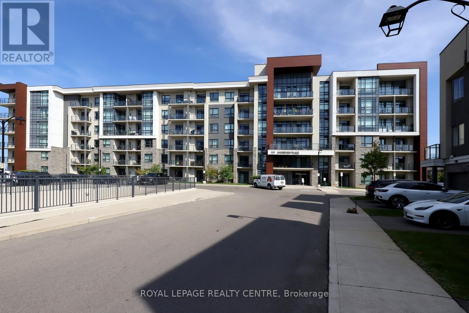 429 101 Shoreview Pl, Hamilton, ON L8E 0K2