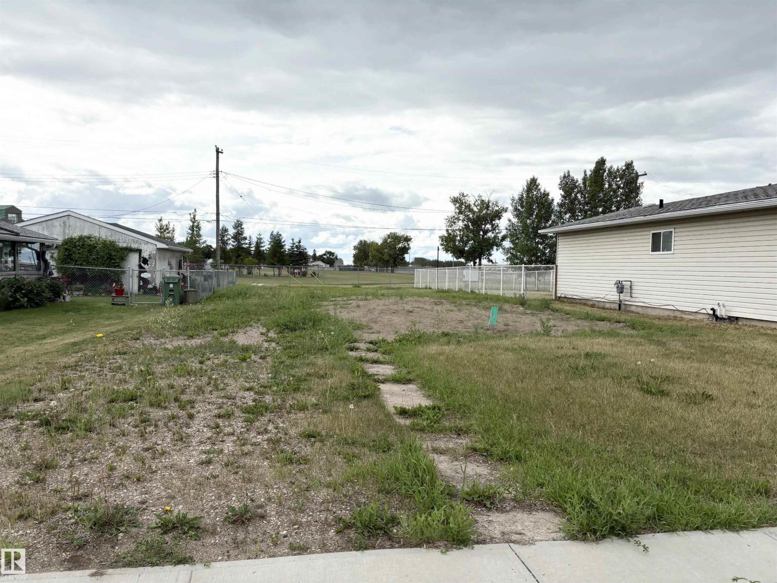 47 St Unit 5218, Bonnyville, AB T9N 1B3