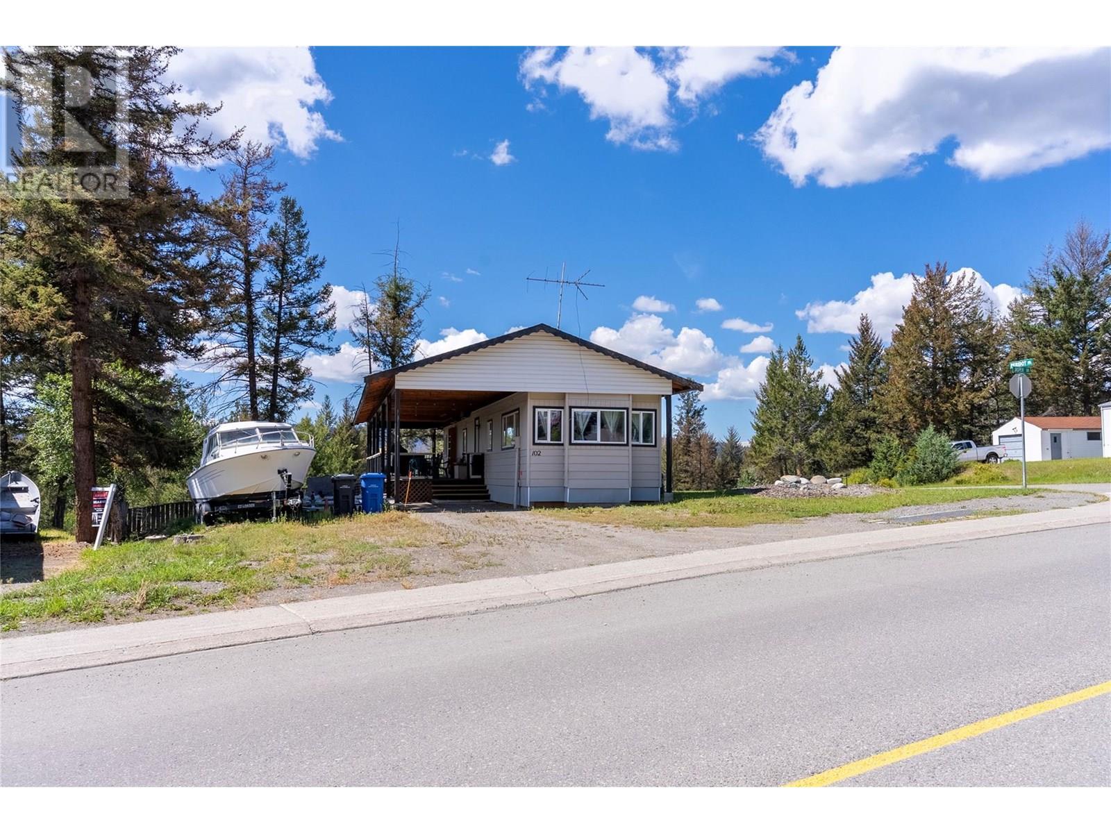102 Jasper Dr, Logan Lake, BC V0K 1W0