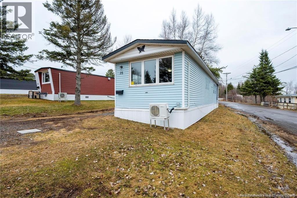 35 Nancy, Moncton, NB E1E 3T2