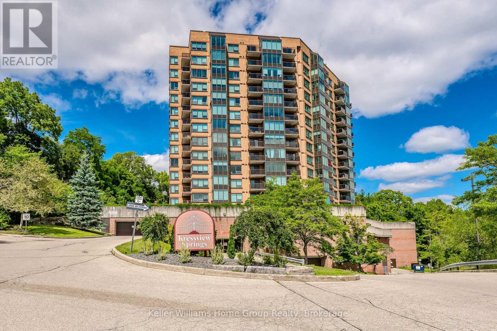 1008 237 King St W, Cambridge, ON N3H 5L2
