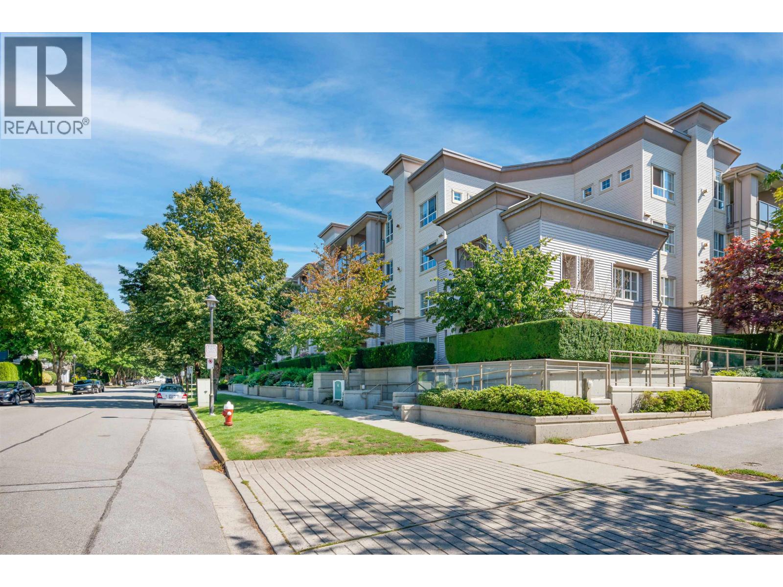 5500 Andrews Road Unit 330, Richmond, BC V7E 6M9