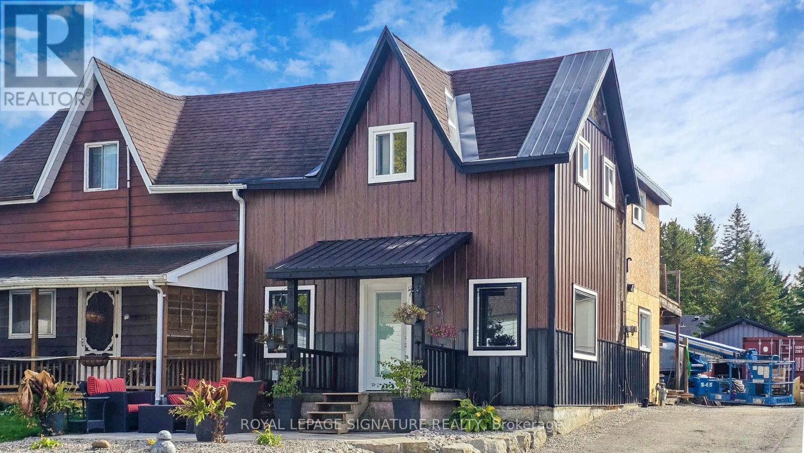 94 Mill St, Uxbridge, ON L9P 1H4