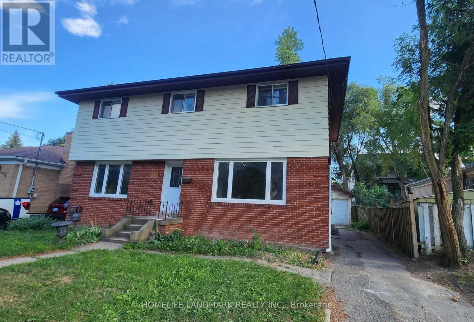 42 Cartier Cres, Richmond Hill, ON L4C 2N2