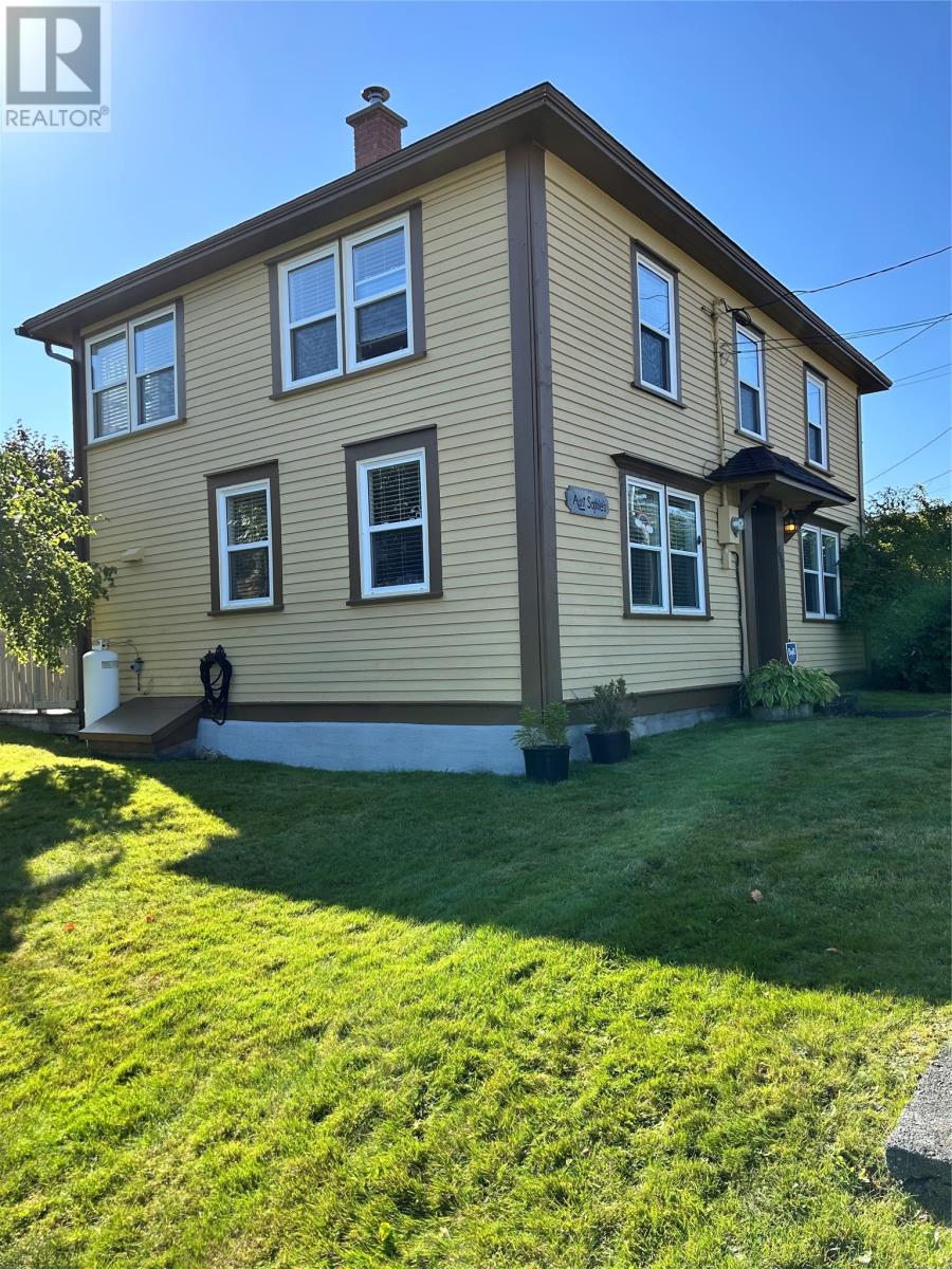 444-446 Water St, Bay Roberts, NL A0A 1G0