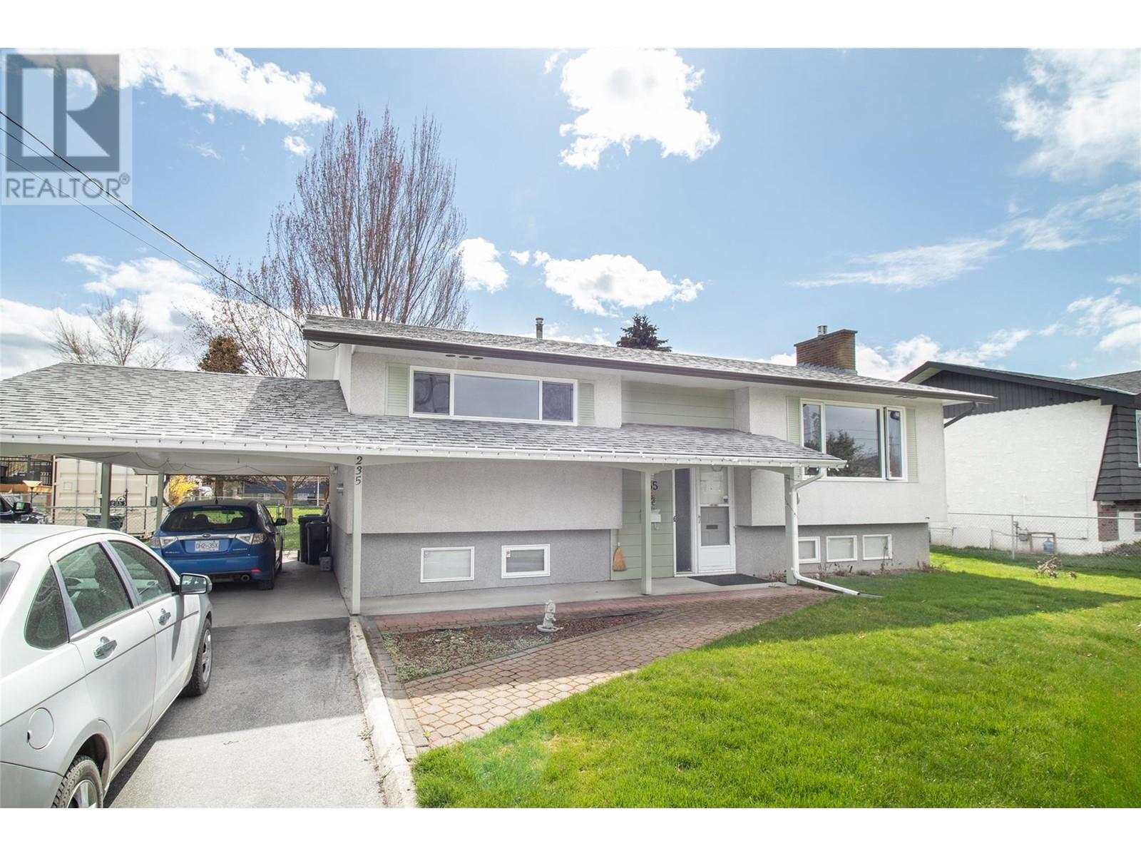 235 Pearson Rd, Kelowna, BC V1X 2L5
