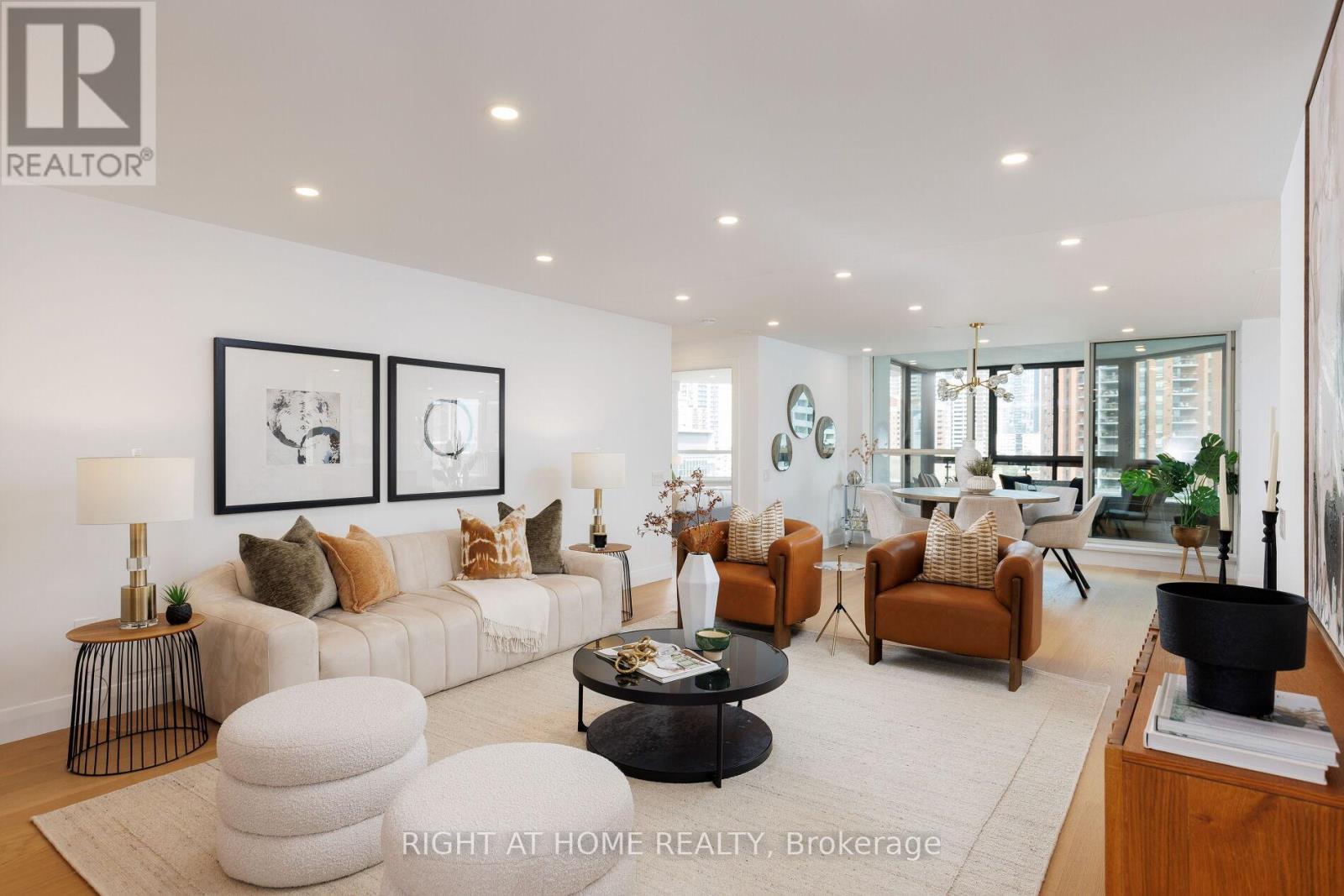1403 130 Carlton St E, Toronto, ON M5A 4K3