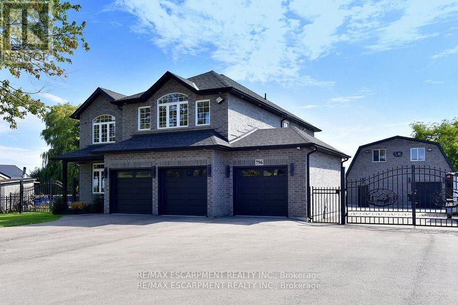 796 Highway 6, Haldimand, ON N3W 1M8