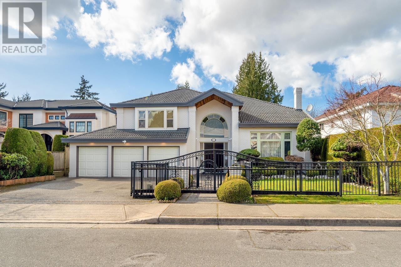 8831 Foster Rd, Richmond, BC V6Y 1Z9