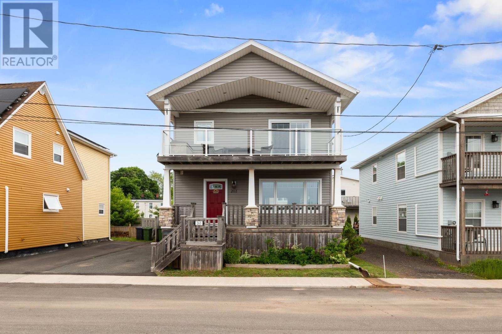 263 King St, Charlottetown, PE C1A 1C4