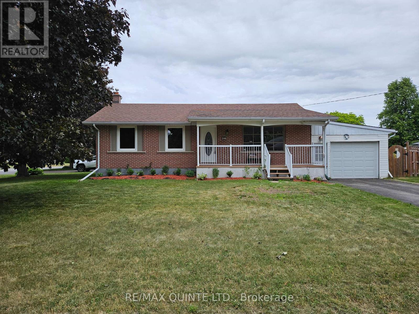 26 Stavebank Rd, Belleville, ON K8P 2N6