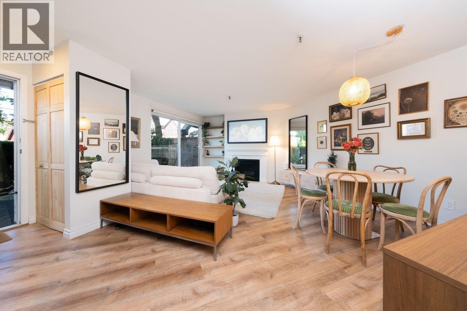 2020 W 8th Avenue Unit 112, Vancouver, BC V6J 1W5