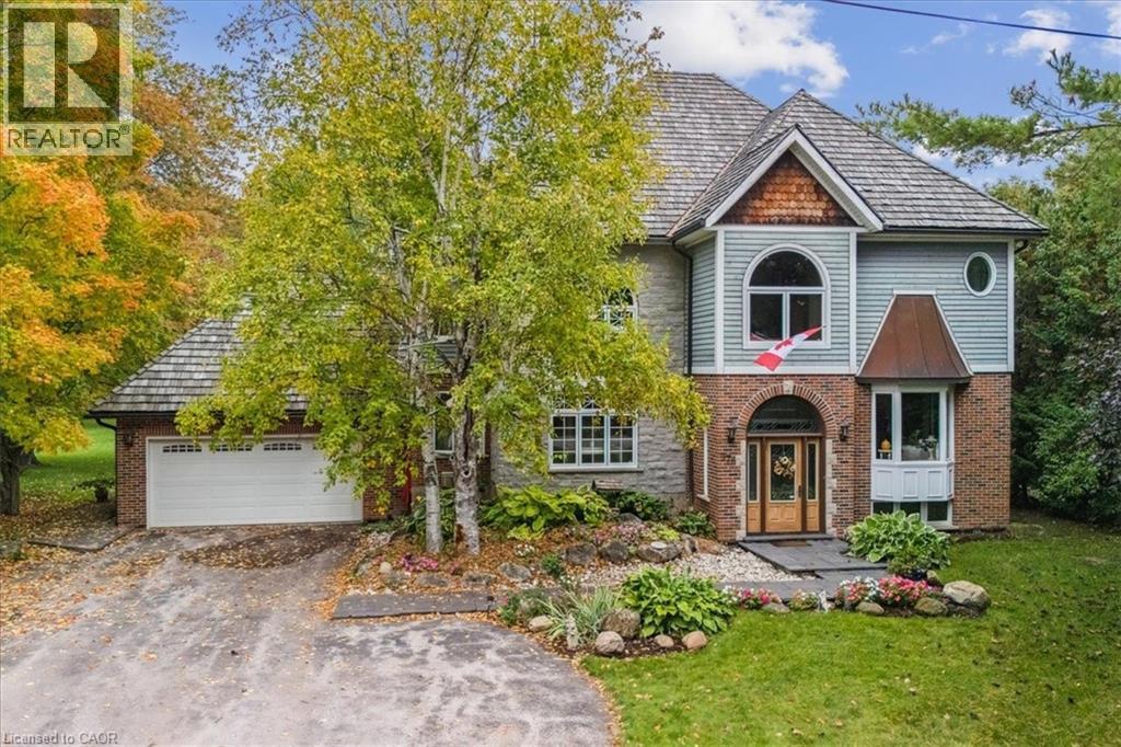 976 Garden Ln, Hamilton, ON L0R 1V0