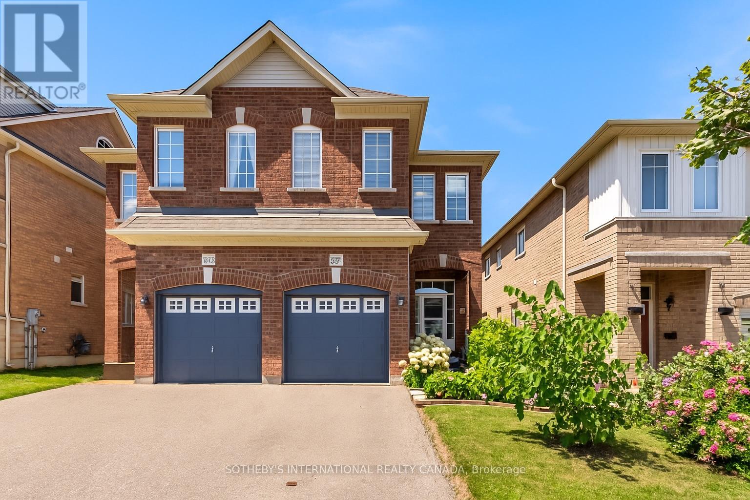 3287 Sunlight St, Mississauga, ON L5M 0G8