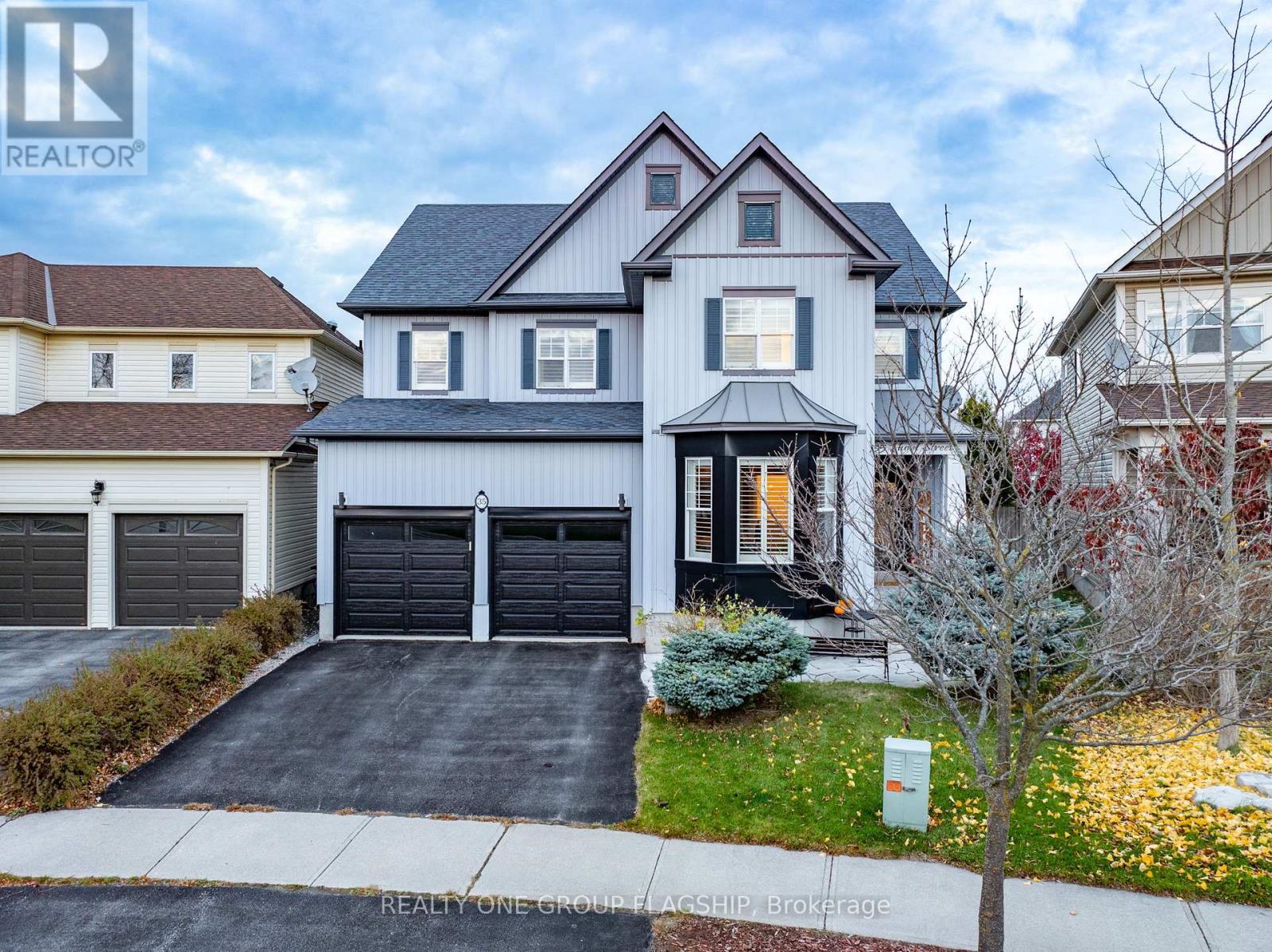 35 Hurst St, Halton Hills, ON L7J 2Z8
