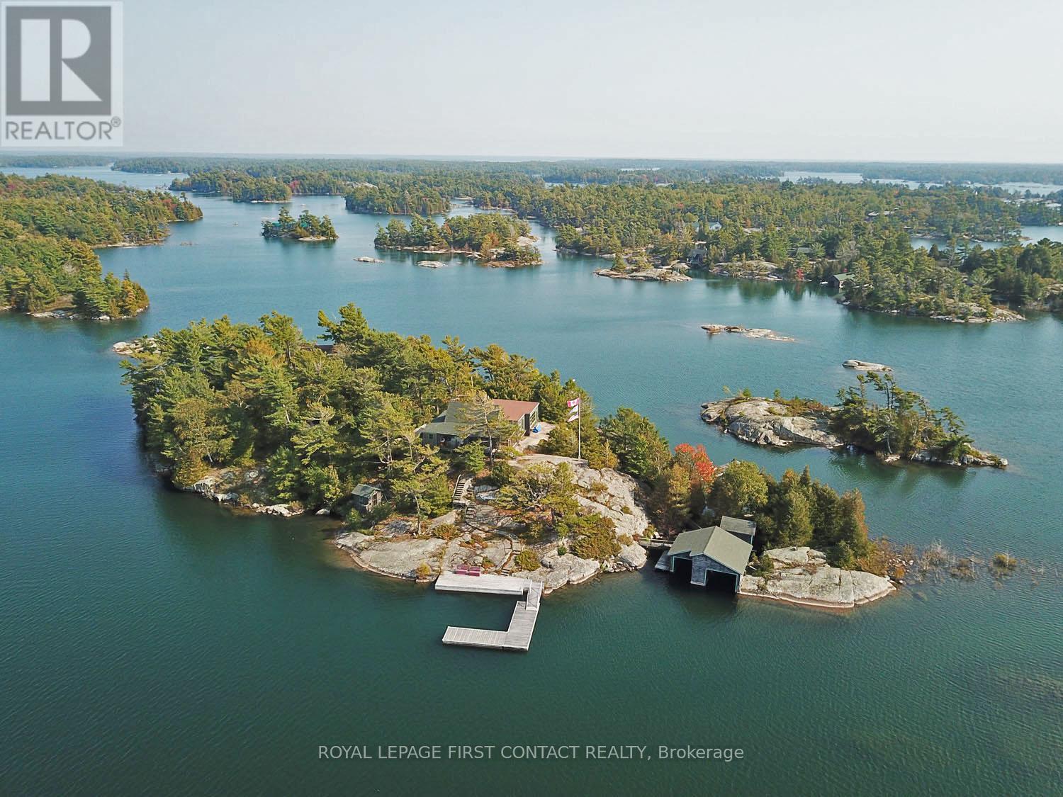 1 A249 Is, The Archipelago, ON P0G 1K0