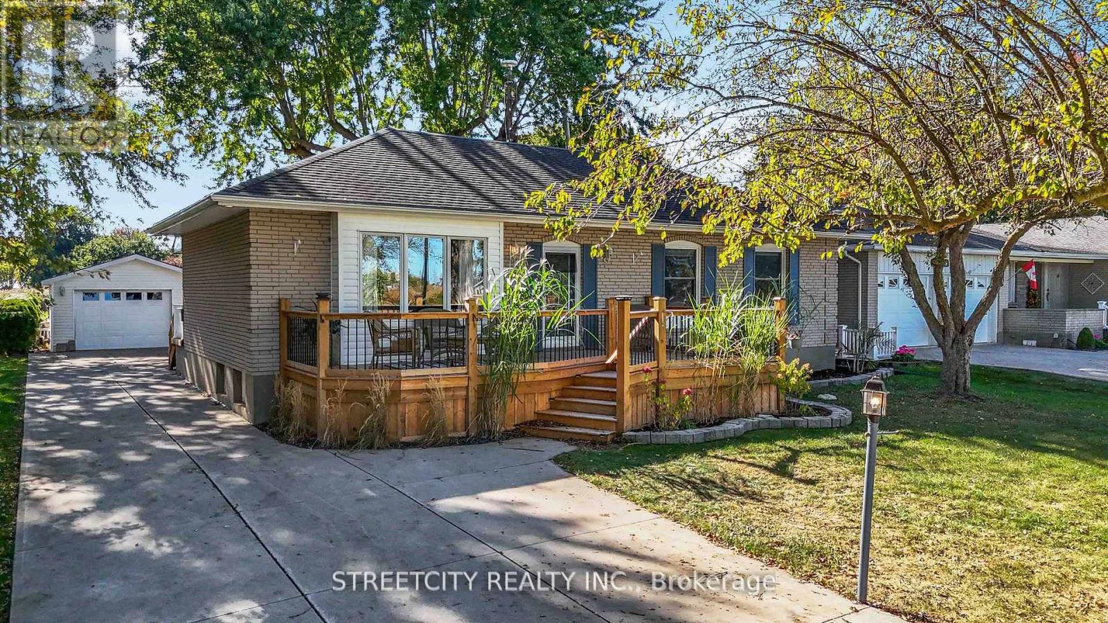 4767 St Clair Pkwy, St. Clair, ON N0P 2B0