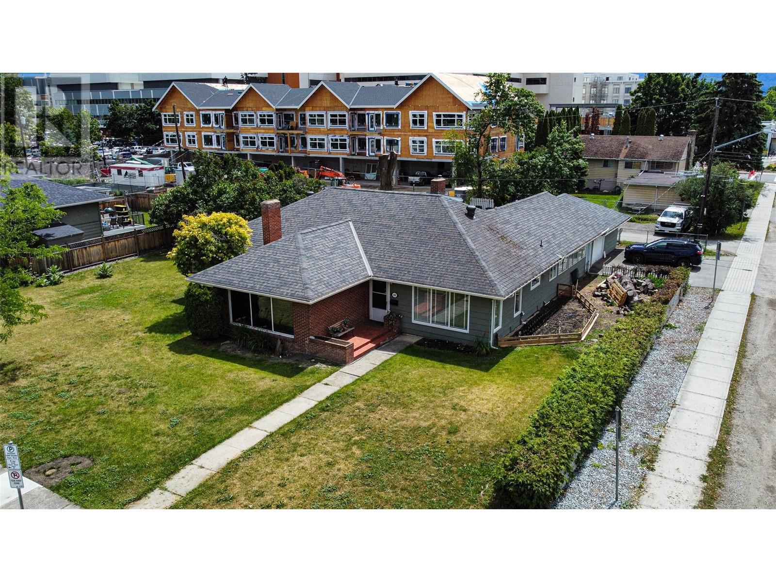 409 Glenwood Ave, Kelowna, BC V1Y 5L9 | MLS #10318833 | Houseful