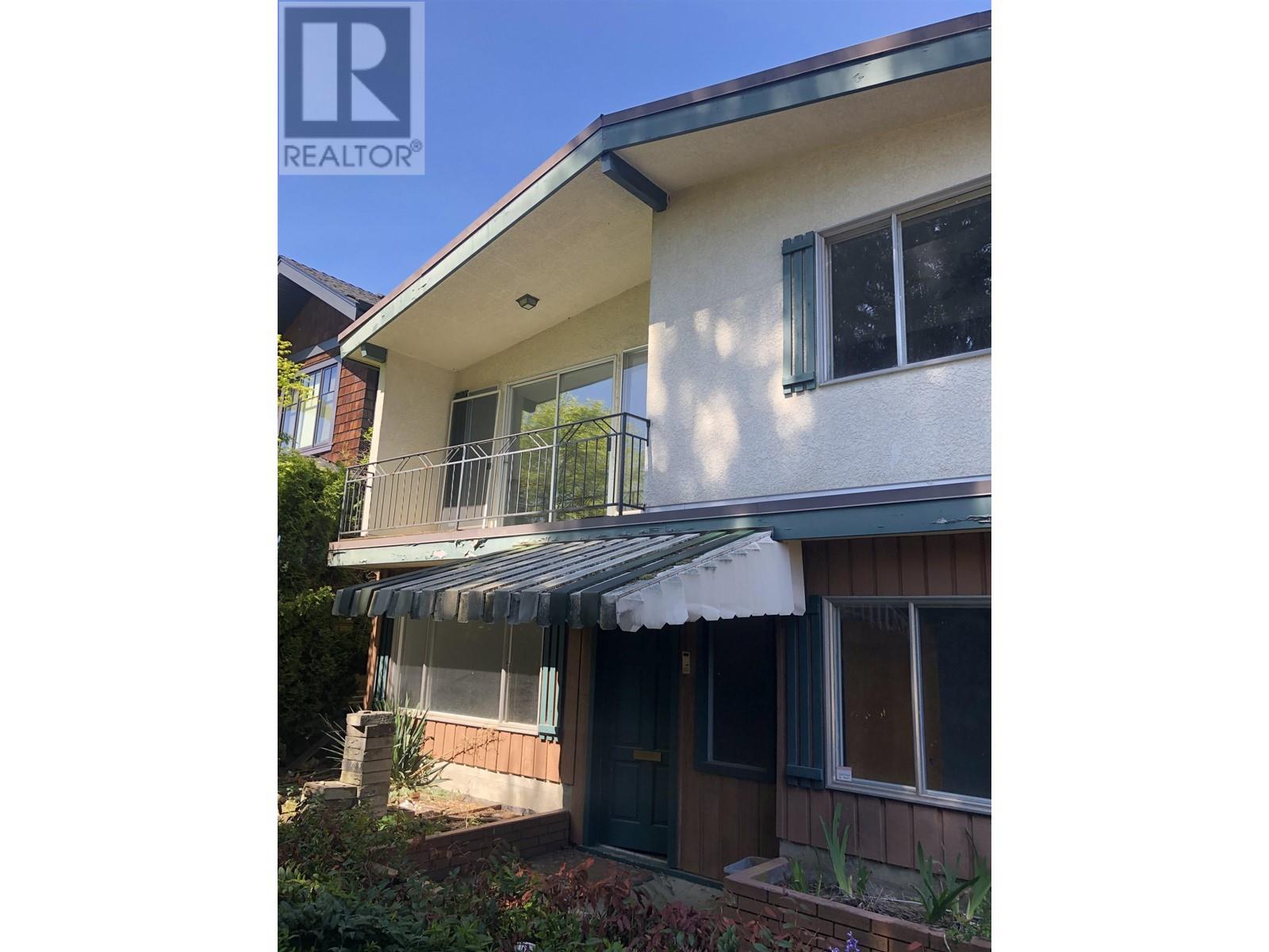 3019 W 43rd Ave, Vancouver, BC V6N 3J4
