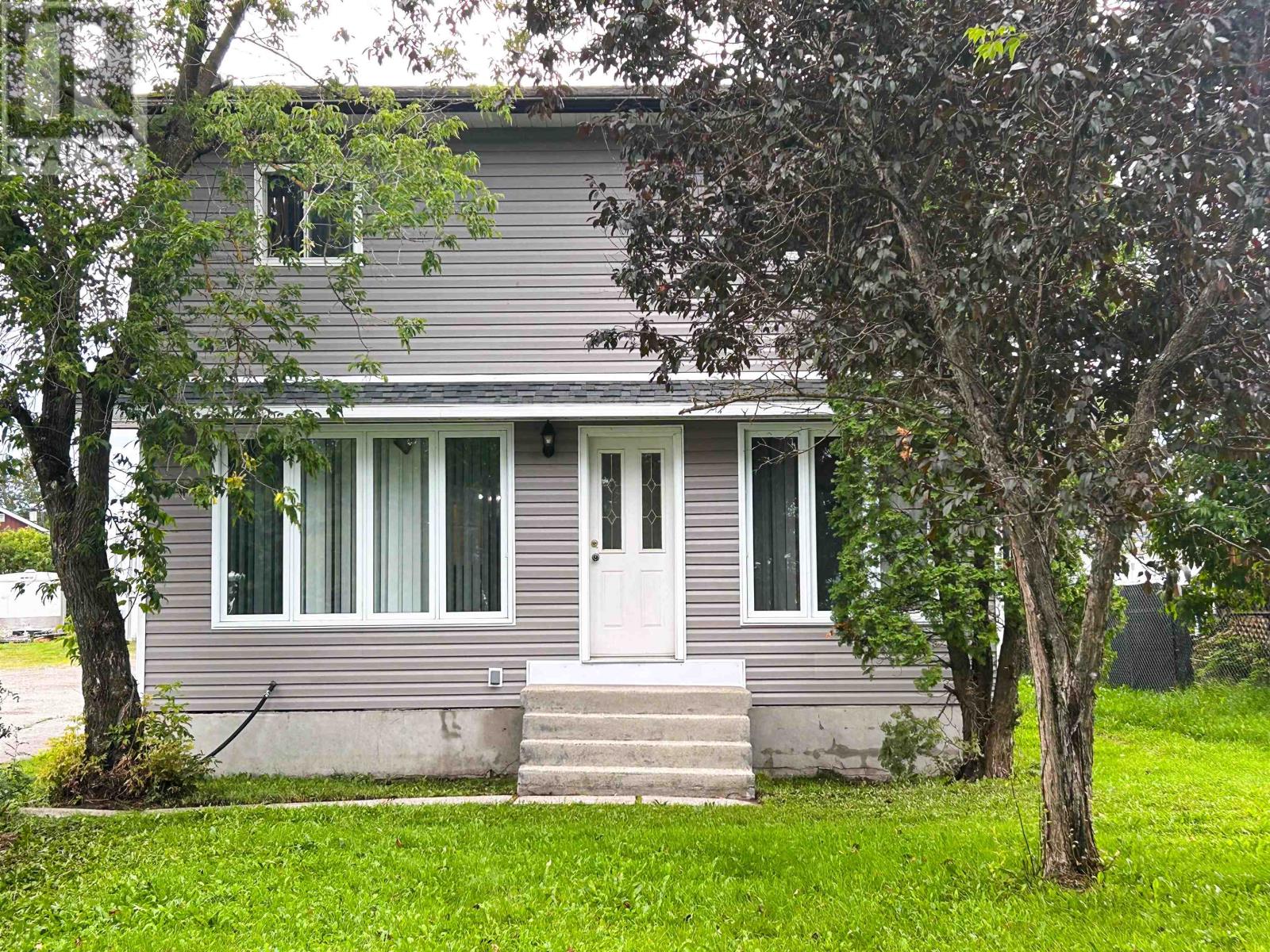 137 Kenogami Dr, Longlac, ON P0T 2A0