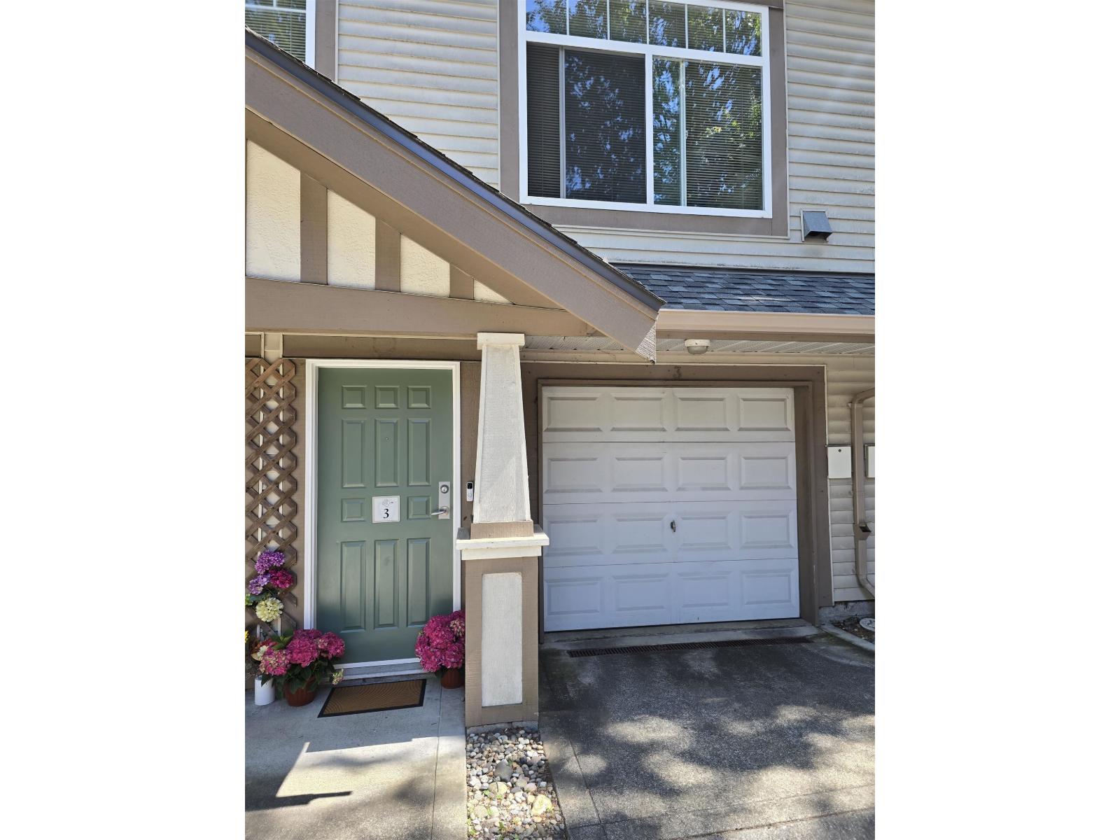 2678 King George Boulevard Unit 3, Surrey, BC V4P 1H6