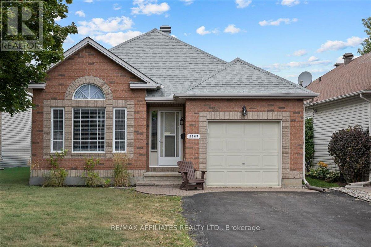 1147 Mulder Ave, Ottawa, ON K4A 4G8