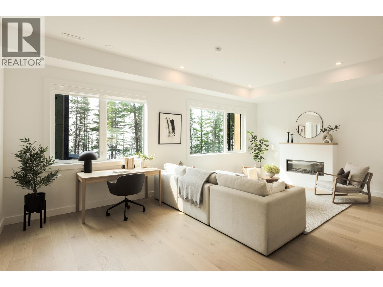 1050 Finch Drive Unit 22, Squamish, BC V0V 0V0