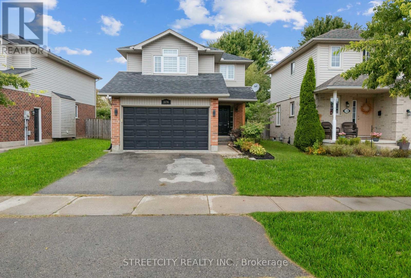 1176 S Wenige Dr, London, ON N5X 4M3