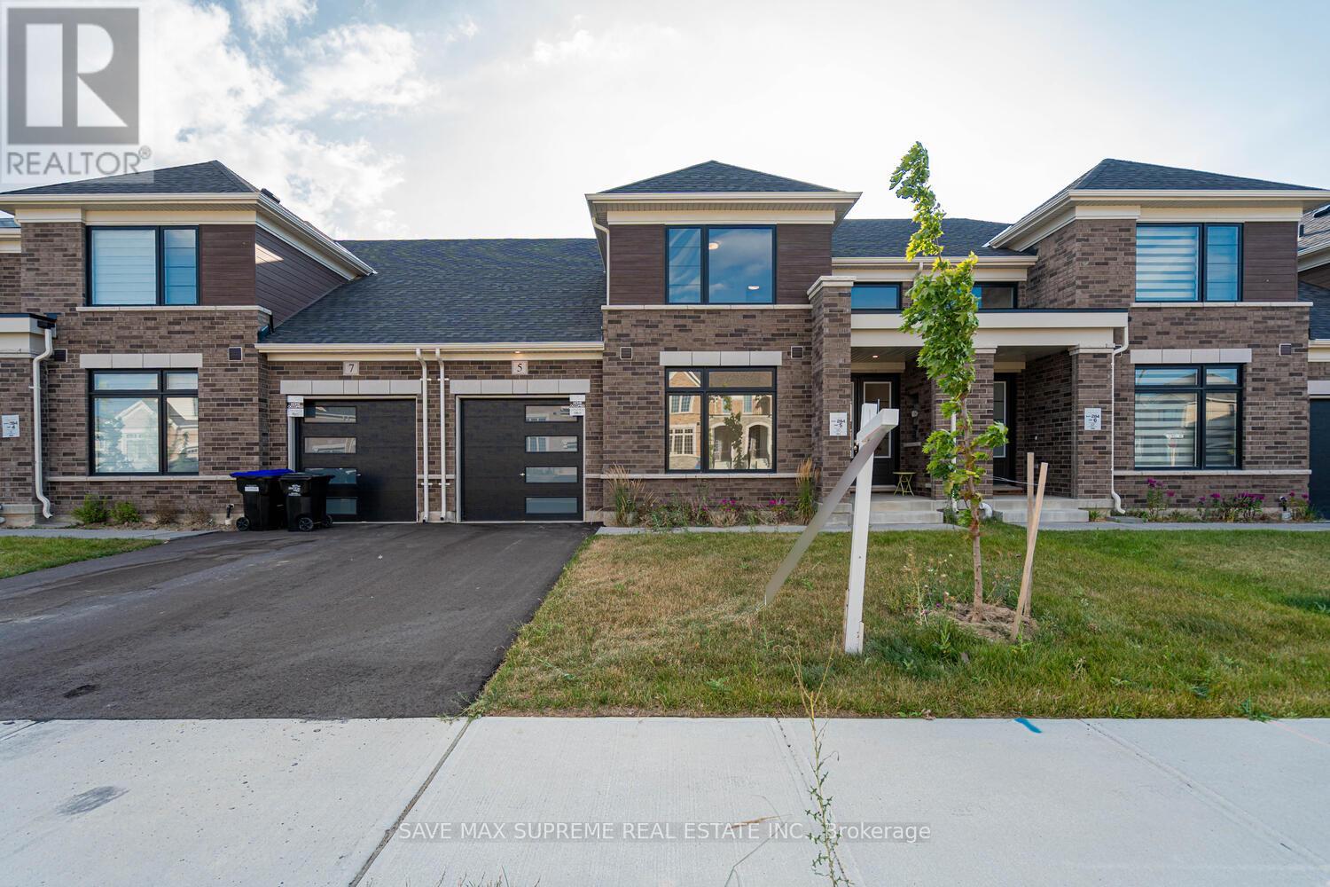 5 Bayberry Dr, Adjala-Tosorontio, ON L0G 1W0