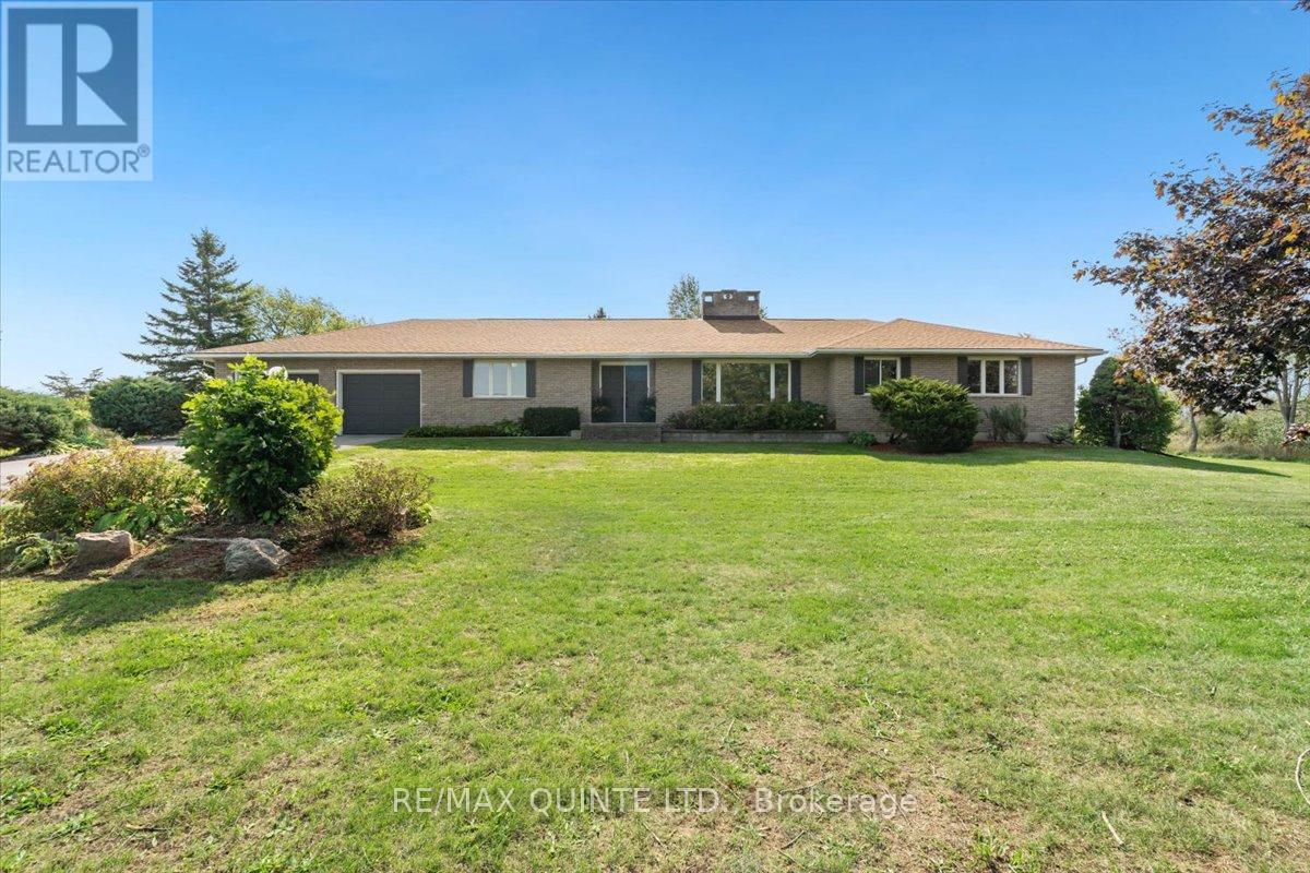 737 County Road 18 Rd, Prince Edward County Athol Ward, ON K0K 1P0