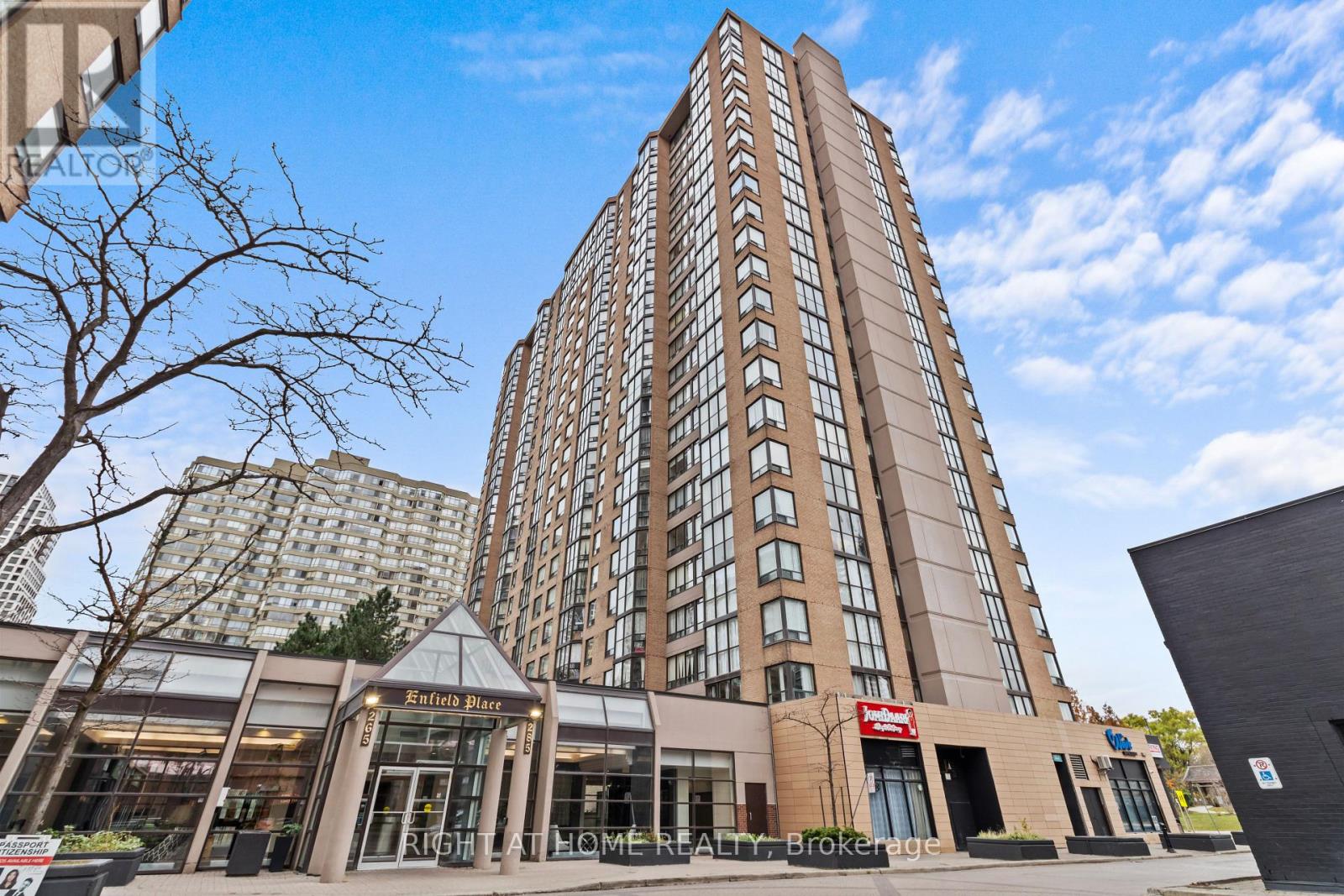 2004 285 Enfield Pl, Mississauga, ON L5B 3Y6
