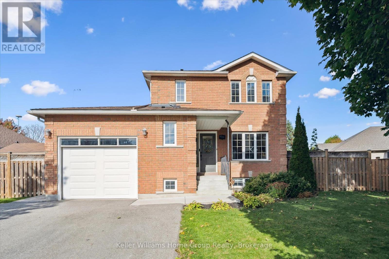 334 Daniel Cres, Centre Wellington, ON N0B 1S0