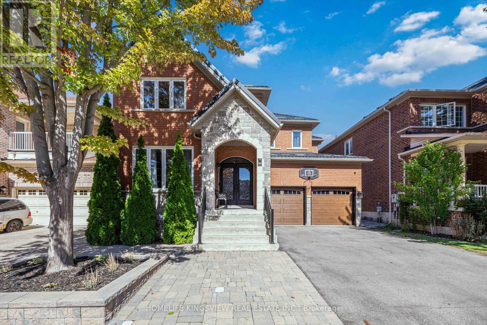 186 Saint Francis Ave, Vaughan, ON L4H 3E4