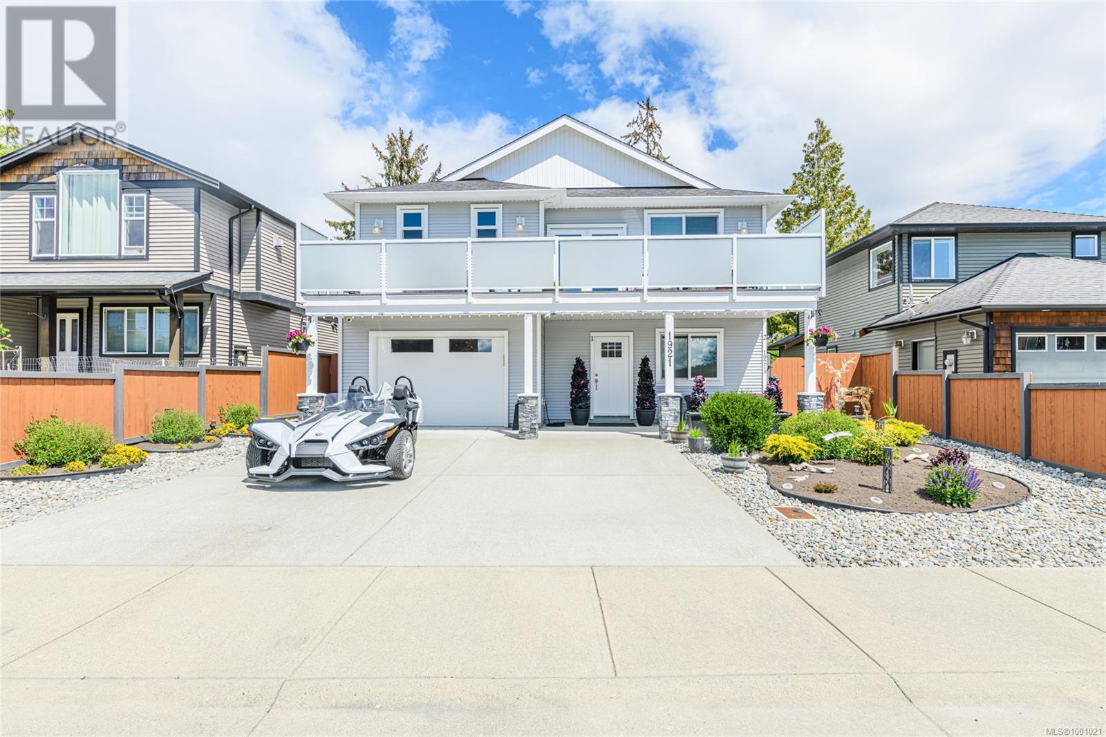 1921 Tominny Rd, Sooke, BC V9Z 0P8