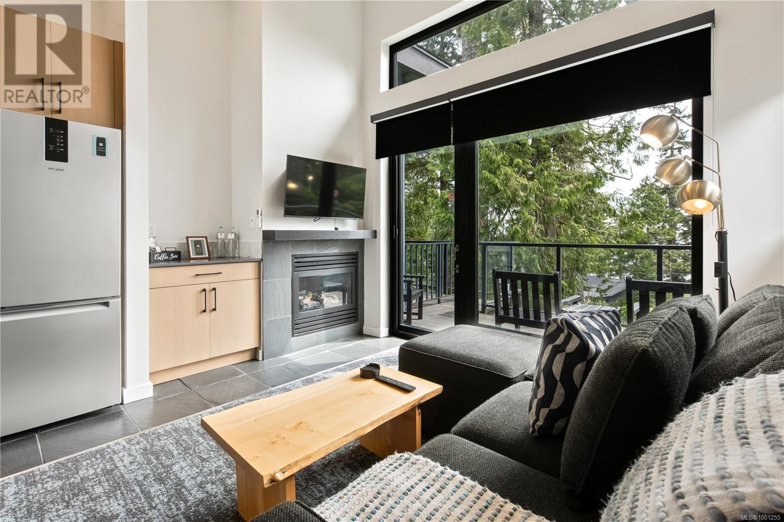 596 Marine Dr Unit 2004 Dr, Ucluelet, BC V0R 3A0