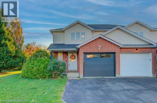 112 Highbrook St, Kitchener, ON N2E 3P3