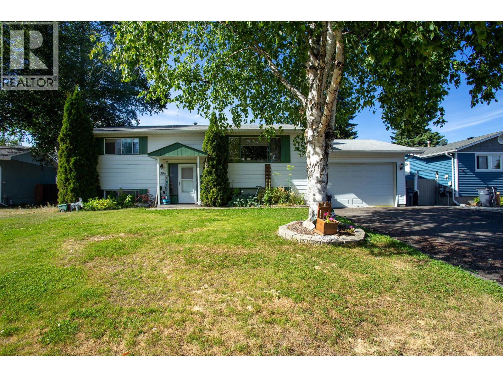 7386 Imperial Pl, Prince George, BC V2N 2T9