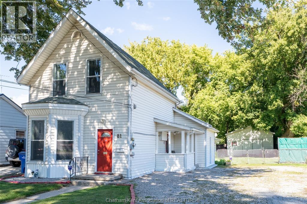 81 West St, Chatham, ON N7M 2R4